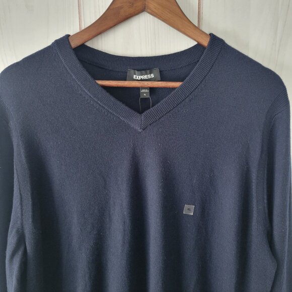 Express Men’s XL Merino Wool Crew Neck Sweater, Navy Blue, NWT - Picture 3 of 8